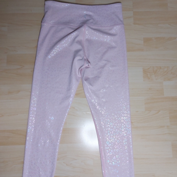 Zyia Active Pink Holo Foil Leopard Print Leggings - Picture 6 of 9
